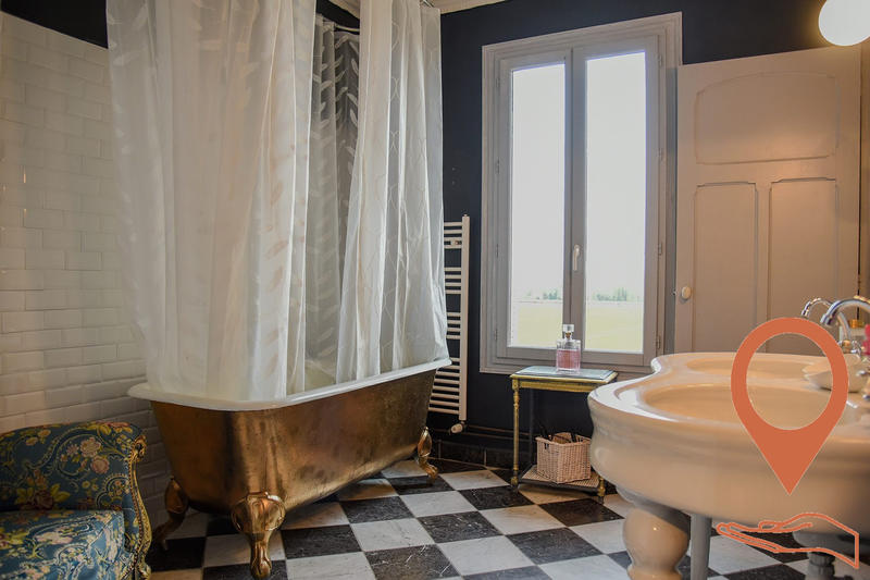 Manoir - 430 m² - 12 pièces