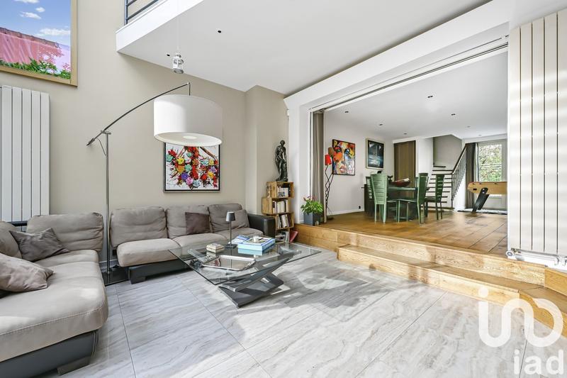 Maison - 186 m² - 7 pièces