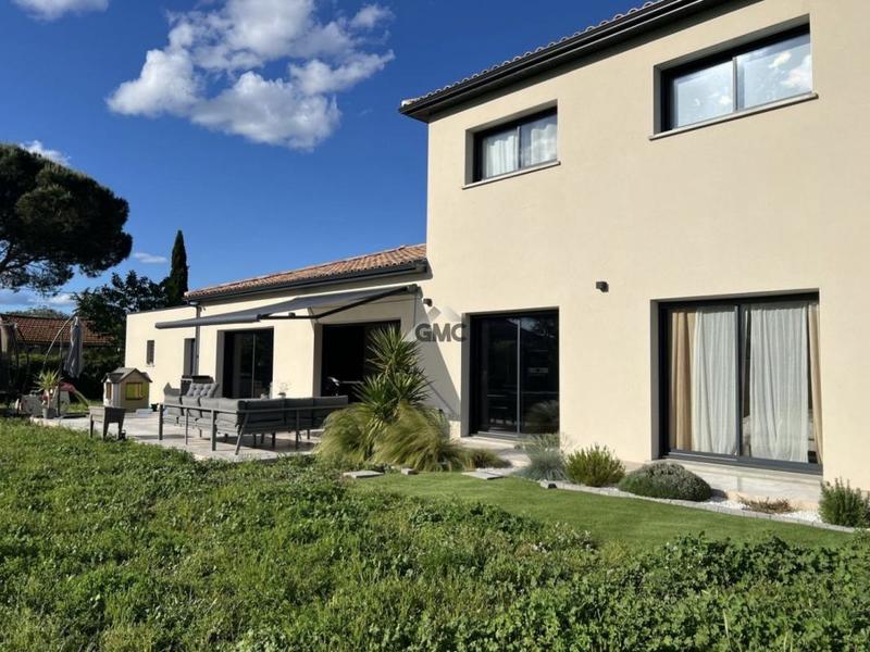 Villa - 151 m² - 5 pièces