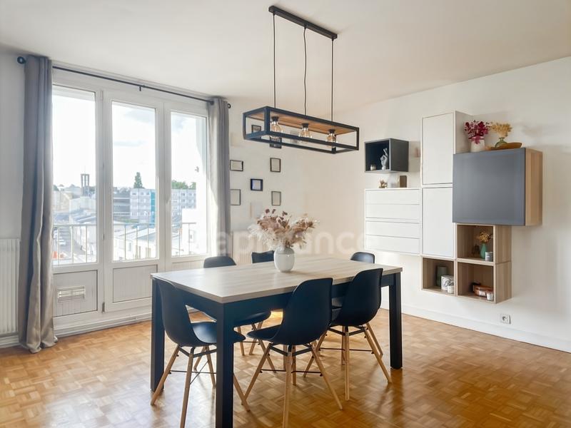 Appartement - 84 m² - 3 pièces