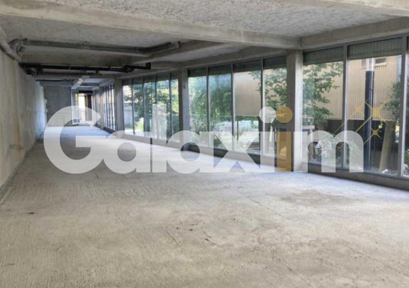 Local commercial - 124 m²