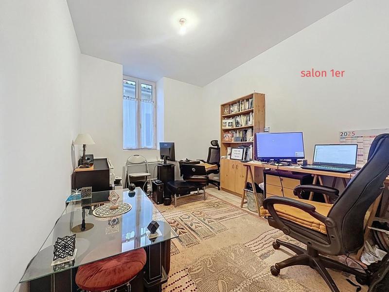 Immeuble - 250 m² - 7 pièces