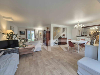 Maison - 143 m² - 6 pièces