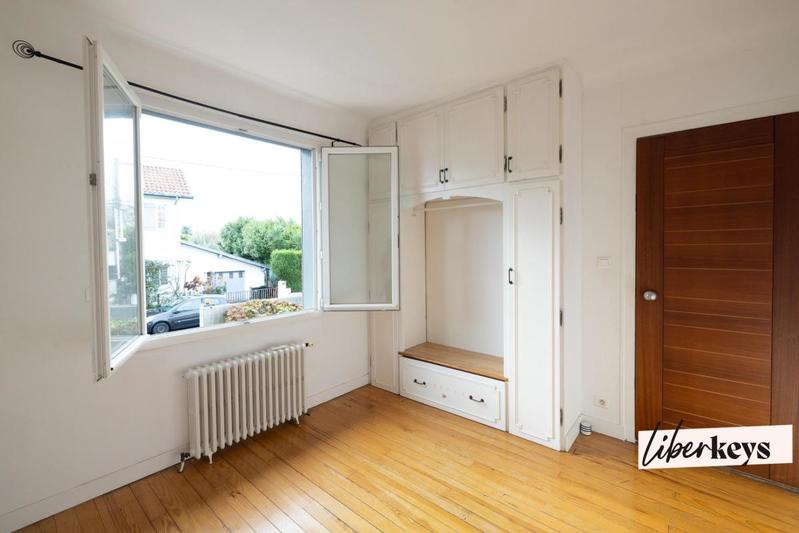 Villa - 180 m² - 7 pièces