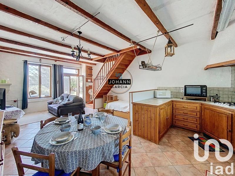 Maison - 222 m² - 9 pièces