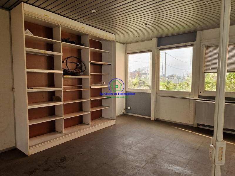 Local d'activités - 3 150 m²