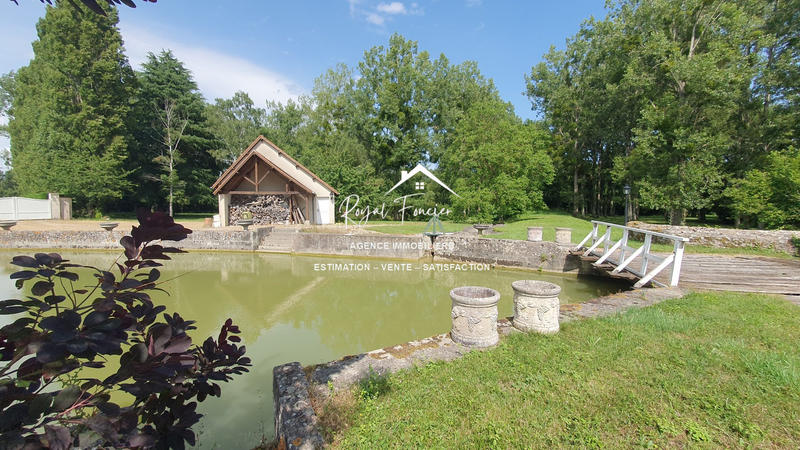 Maison ancienne - 250 m² - 11 pièces