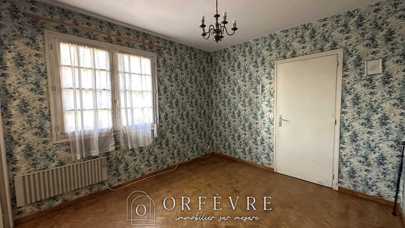 Maison - 200 m² - 7 pièces