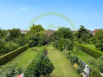 Maison - 127 m² - 6 pièces