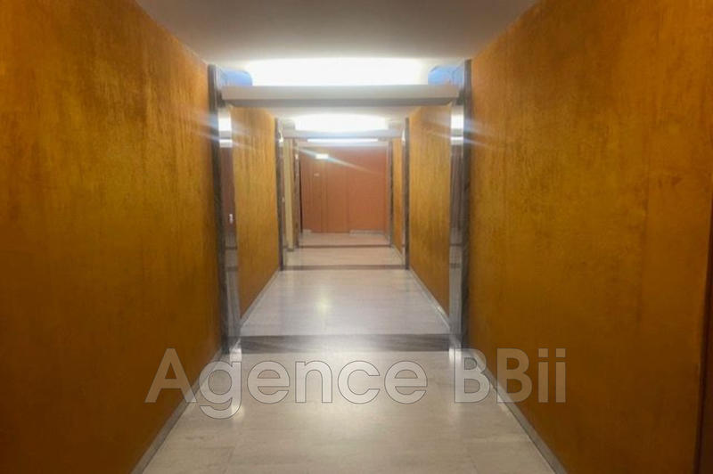 Appartement - 80 m² - 3 pièces