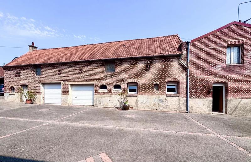 Maison traditionnelle - 195 m² - 6 pièces