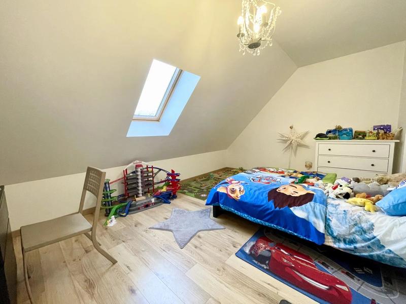 Maison - 147 m² - 6 pièces