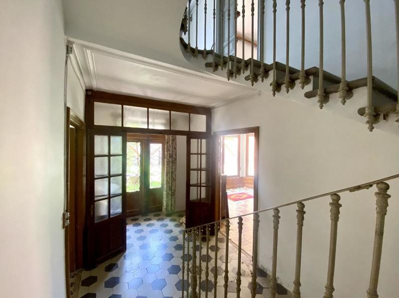 Maison - 400 m² - 20 pièces