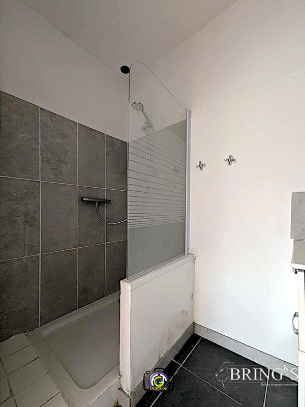 Appartement - 105 m² - 4 pièces