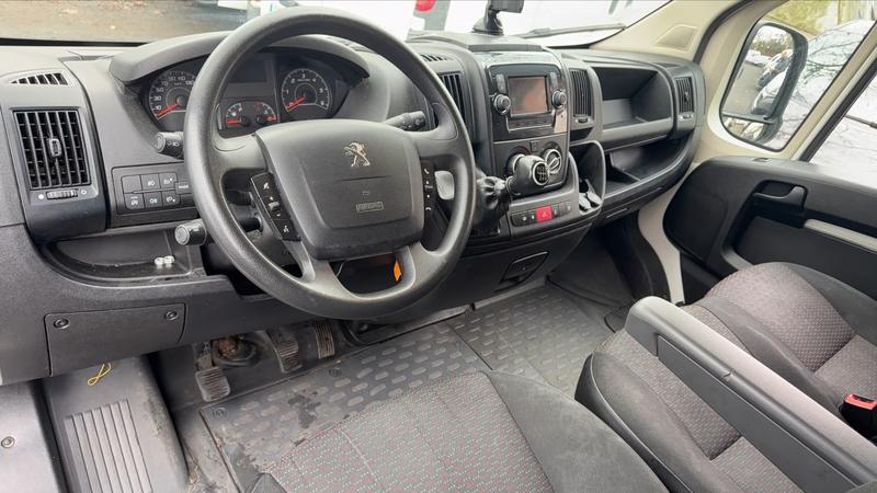 Peugeot Boxer Vu 2.2 BlueHDi 140 .