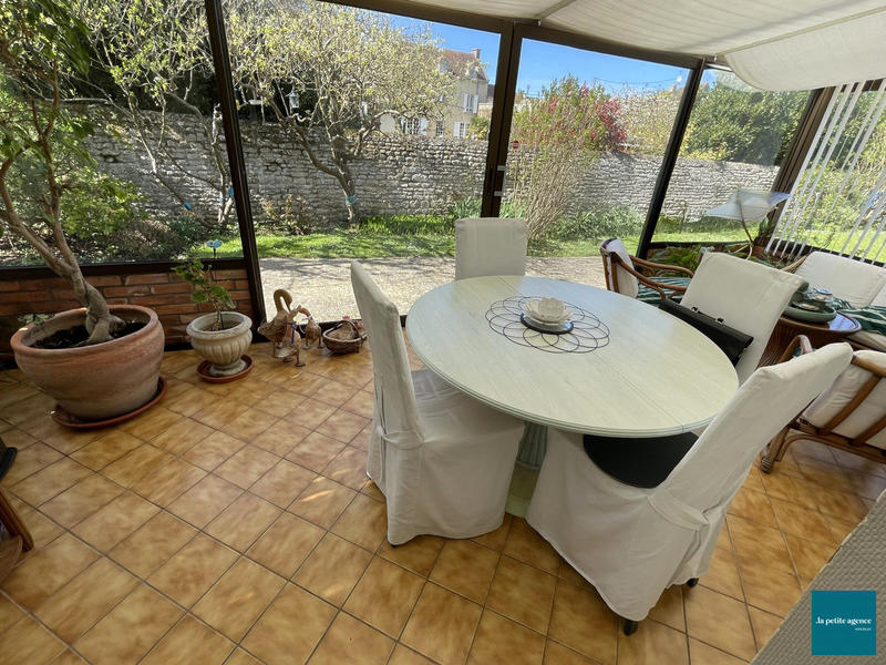 Maison traditionnelle - 128 m² - 7 pièces