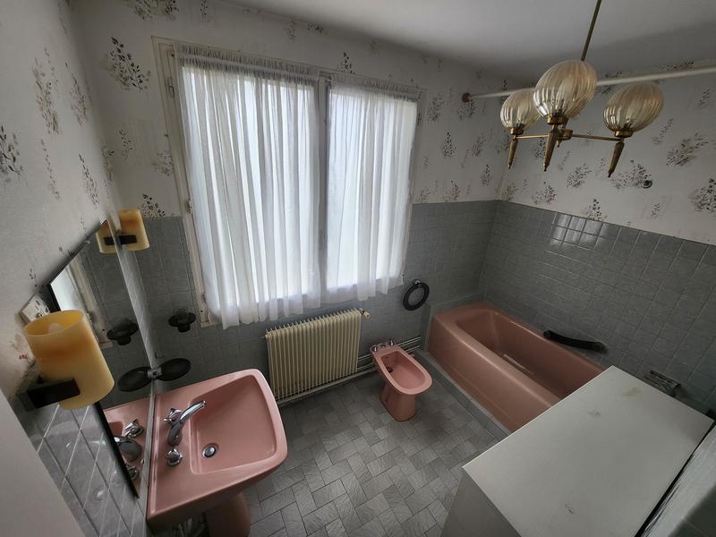 Maison jumelée - 106 m² - 6 pièces