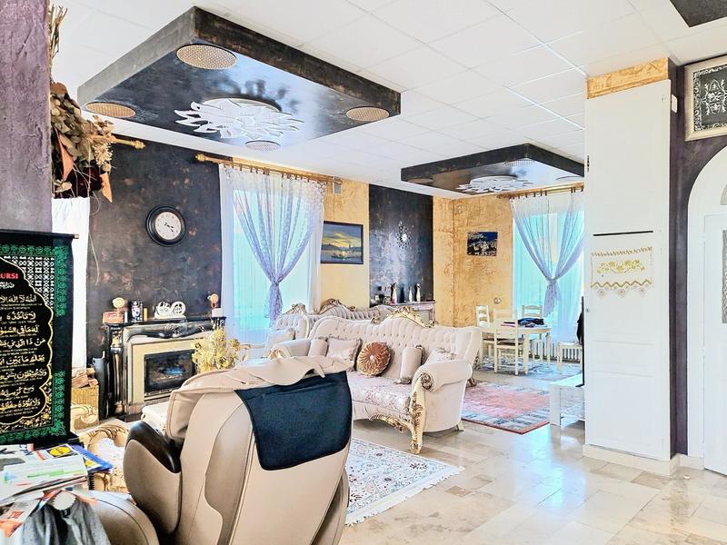 Maison de maîtres - 308 m² - 10 pièces