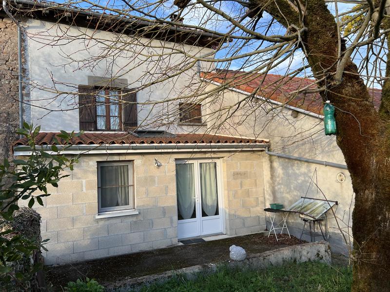 Maison - 97 m² - 4 pièces