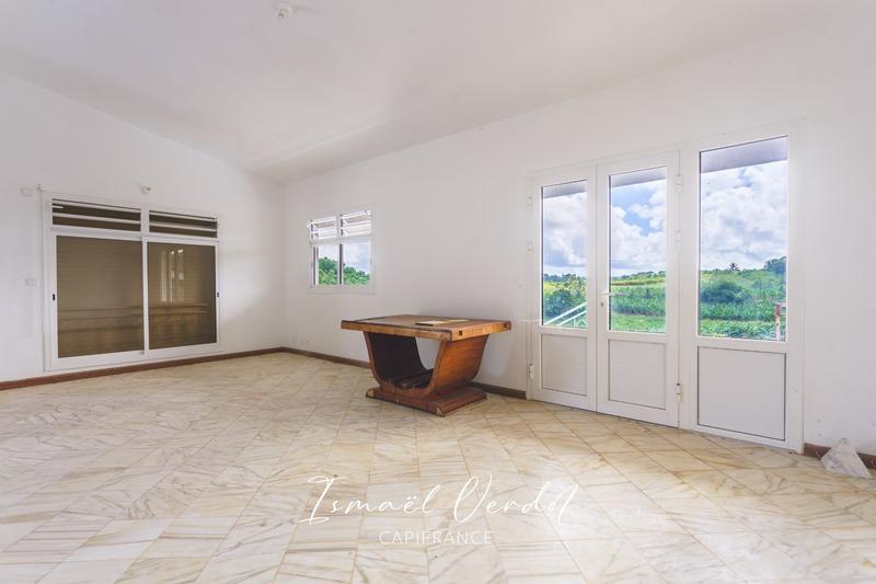 Maison - 392 m² - 20 pièces