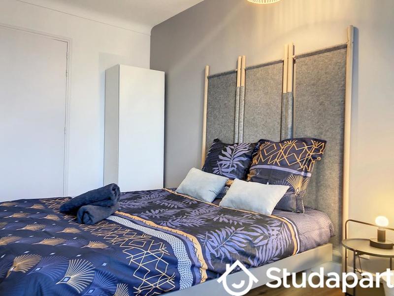 Chambre - 12 m² - 1 pièce