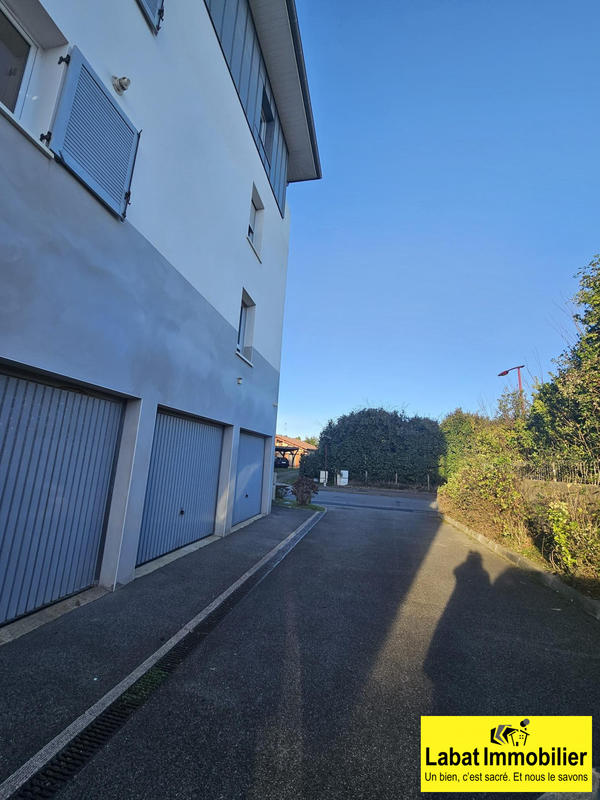 Parking / Garage - 15 m²