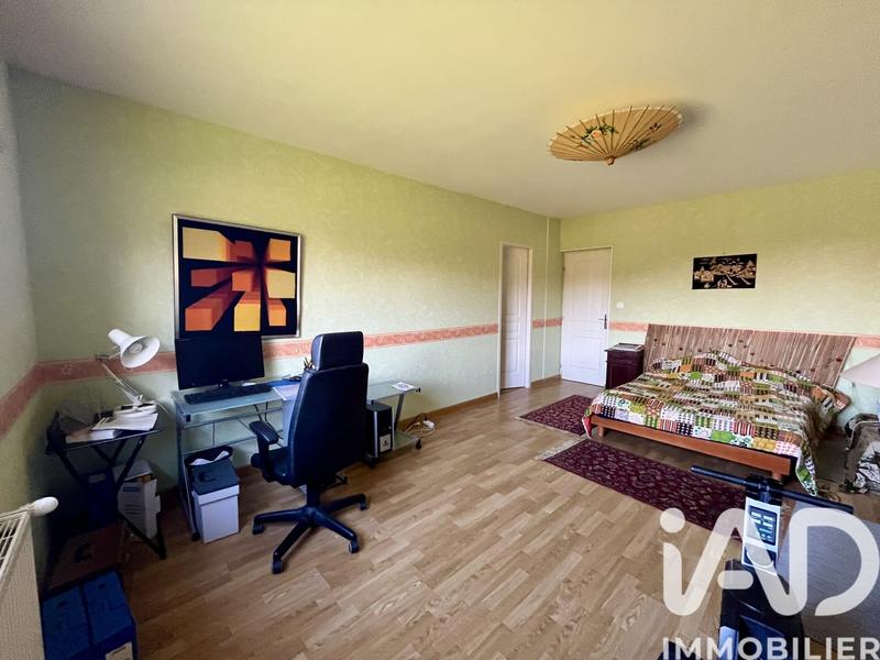 Maison - 309 m² - 10 pièces