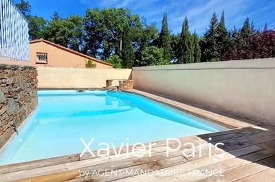 Maison - 202 m² - 8 pièces