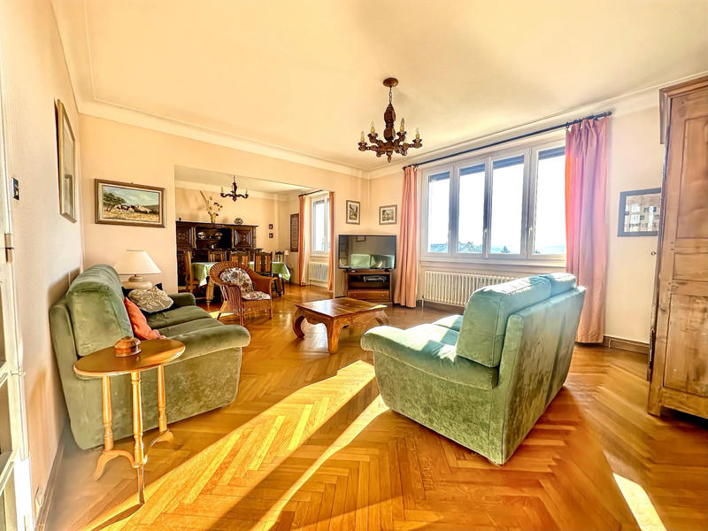 Maison de village - 166 m² - 6 pièces