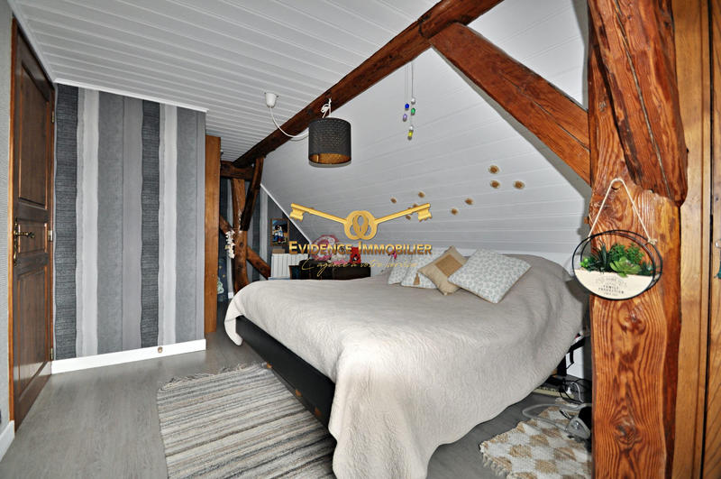 Maison - 143 m² - 7 pièces