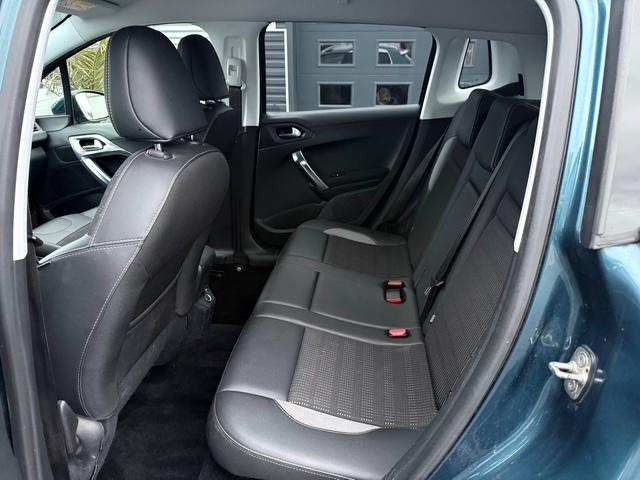 Peugeot 2008 II 1.5 Bluehdi 100 s&amp;S Allure