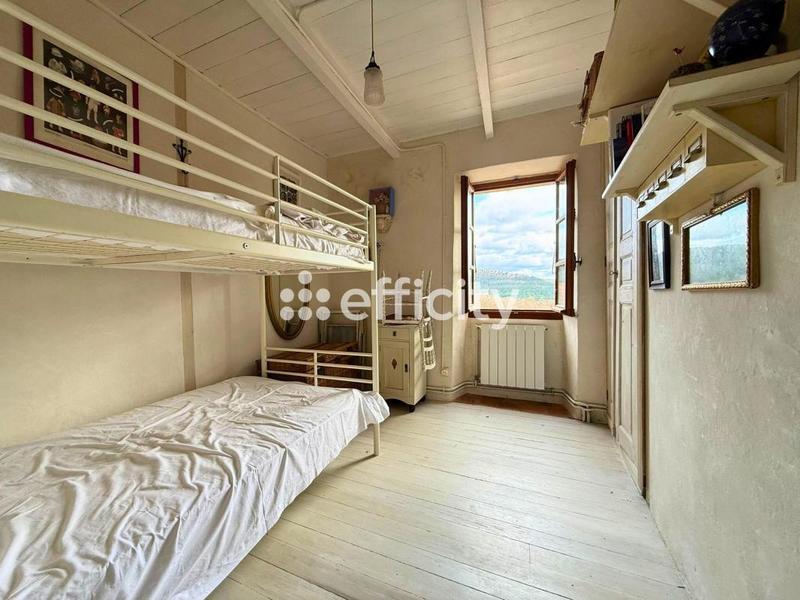 Maison - 73 m² - 5 pièces