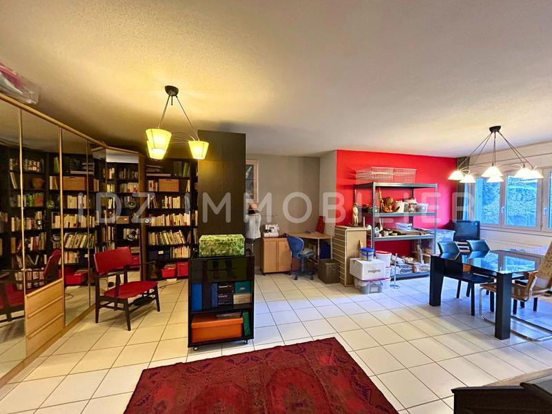 Villa - 221 m² - 6 pièces