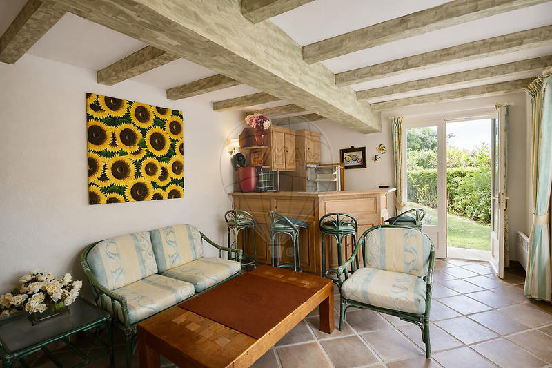 Villa - 185 m² - 6 pièces