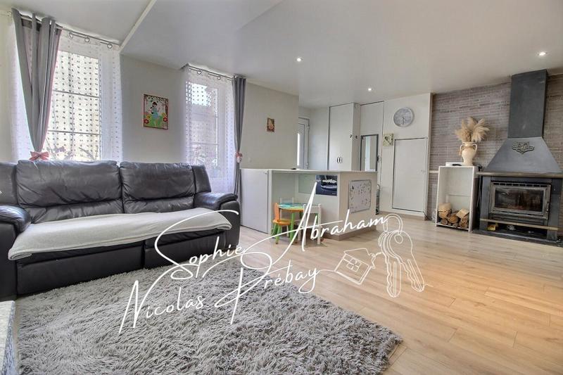 Maison - 73 m² - 6 pièces