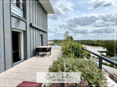 Duplex - 98 m² - 4 pièces