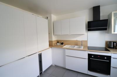 Maison - 96 m² - 5 pièces