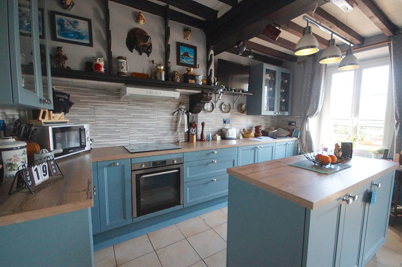 Maison - 140 m² - 6 pièces