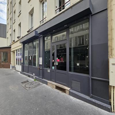 Local d'activités - 134 m²