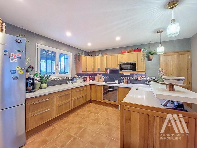 Maison - 110 m² - 5 pièces