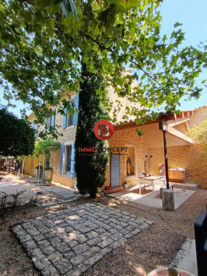 Mas - 111 m² - 4 pièces