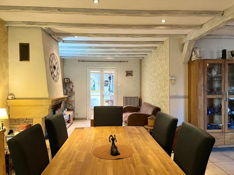 Maison - 96 m² - 5 pièces