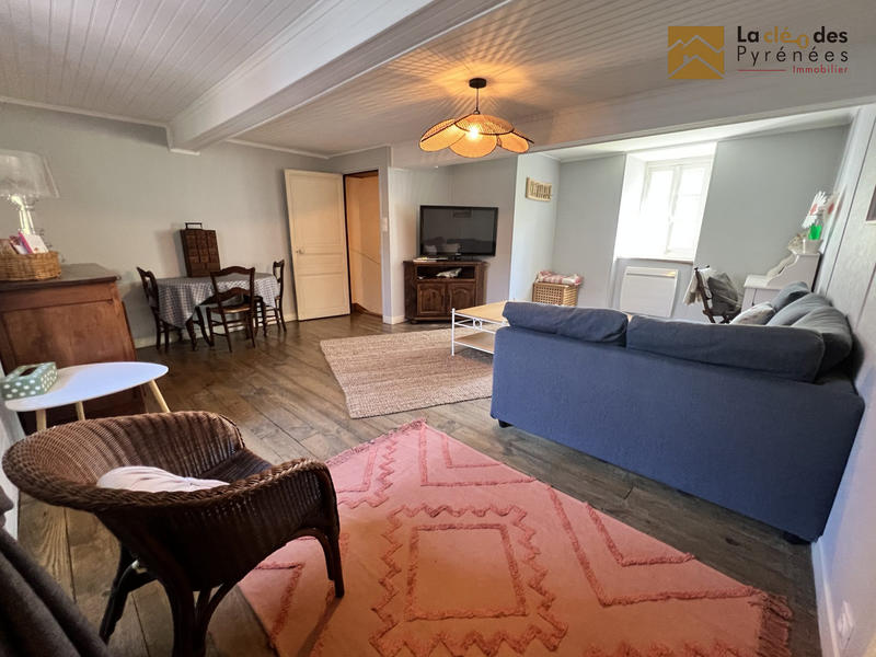 Maison - 182 m² - 7 pièces