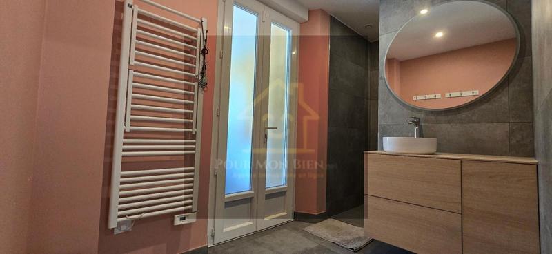 Maison ancienne - 180 m² - 6 pièces