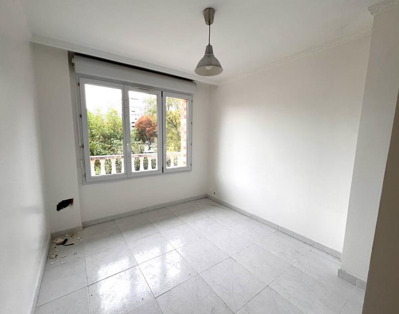 Pavillon - 190 m² - 9 pièces