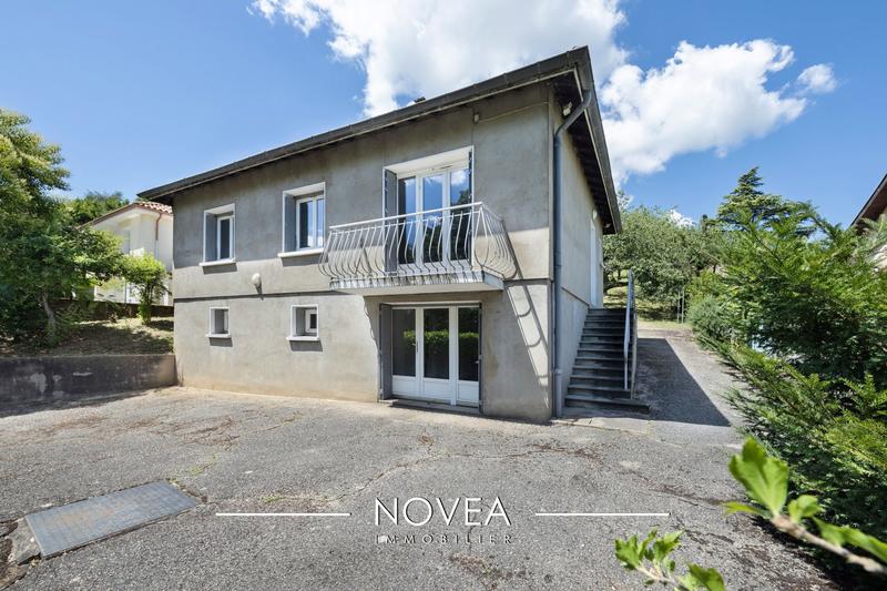 Maison - 95 m² - 4 pièces