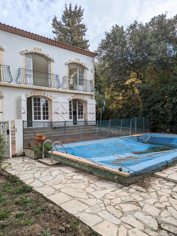 Maison ancienne - 186 m² - 6 pièces