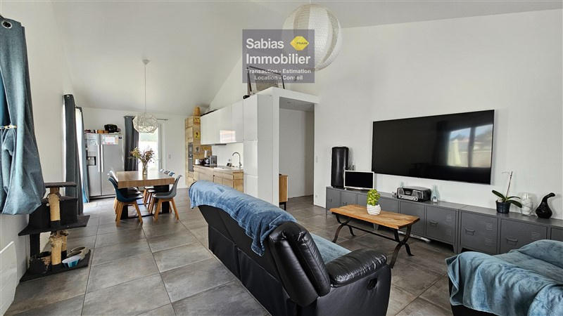 Maison - 100 m² - 5 pièces