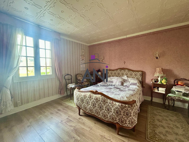 Maison ancienne - 241 m² - 7 pièces