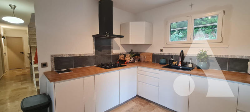 Maison - 140 m² - 4 pièces